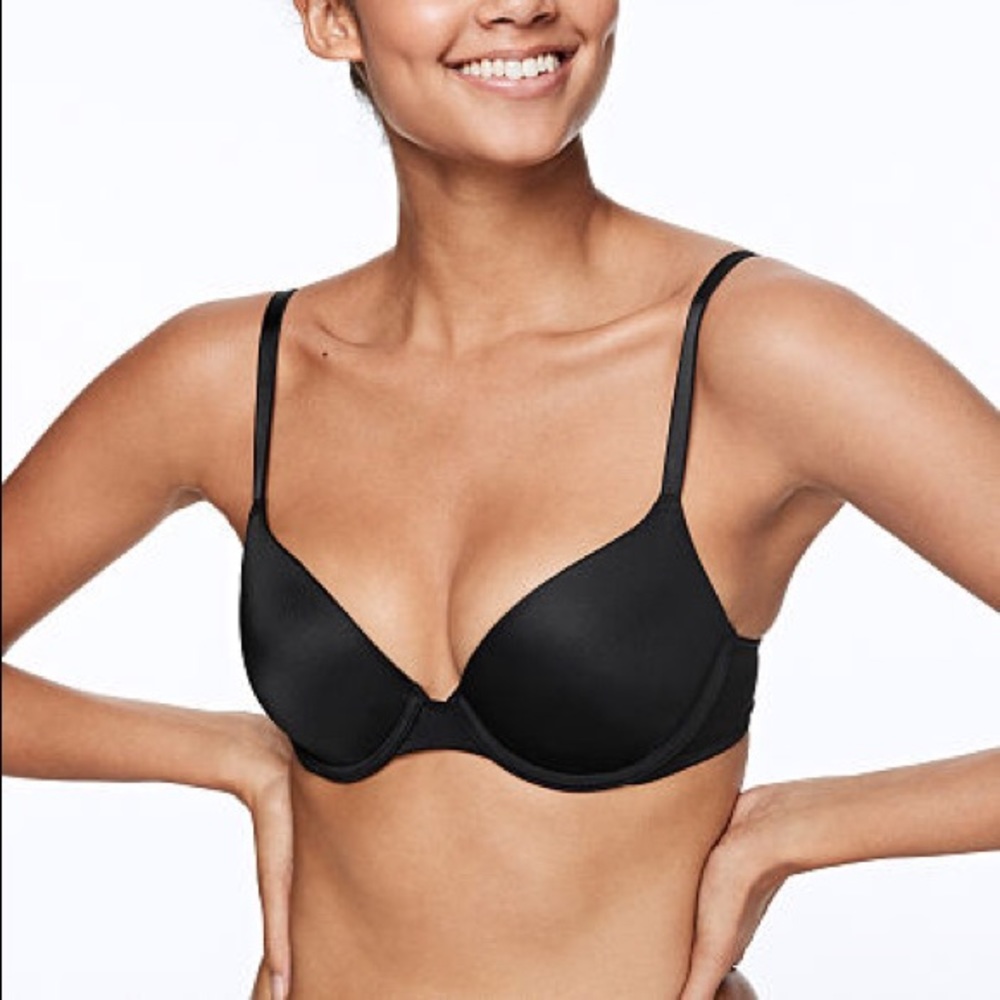 2 victoria Secret pink bras